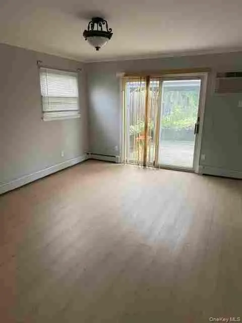 82 Barnyard Ln, Hempstead, NY, 4 Bedroom Bedrooms, 6 Room Rooms,2 BathroomBathrooms,Residential Lease,For Rent,Barnyard Ln,0,1059838 82 Barnyard Ln, Hempstead, NY, 4 Bedroom Bedrooms, 6 Room Rooms,2 BathroomBathrooms,Residential Lease,For Rent,Barnyard Ln,0,1059838