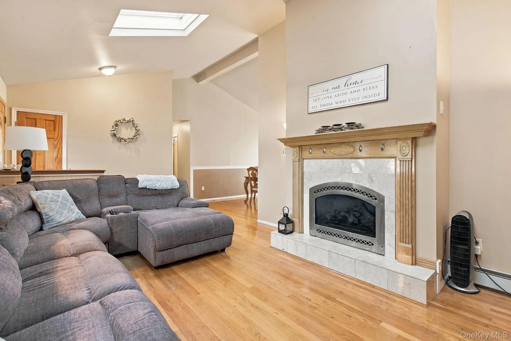 46 Cedar Street, Brookhaven, NY, 3 Bedrooms Bedrooms, 7 Rooms Rooms,2 BathroomsBathrooms,Residential,For Rent,Cedar,0,1059842 46 Cedar Street, Brookhaven, NY, 3 Bedrooms Bedrooms, 7 Rooms Rooms,2 BathroomsBathrooms,Residential,For Rent,Cedar,0,1059842
