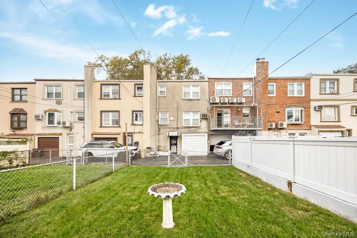 64-45 79th Street, New York, NY, 3 Bedrooms Bedrooms, 8 Rooms Rooms,1 BathroomBathrooms,Residential,For Rent,79th,0,1059849 64-45 79th Street, New York, NY, 3 Bedrooms Bedrooms, 8 Rooms Rooms,1 BathroomBathrooms,Residential,For Rent,79th,0,1059849