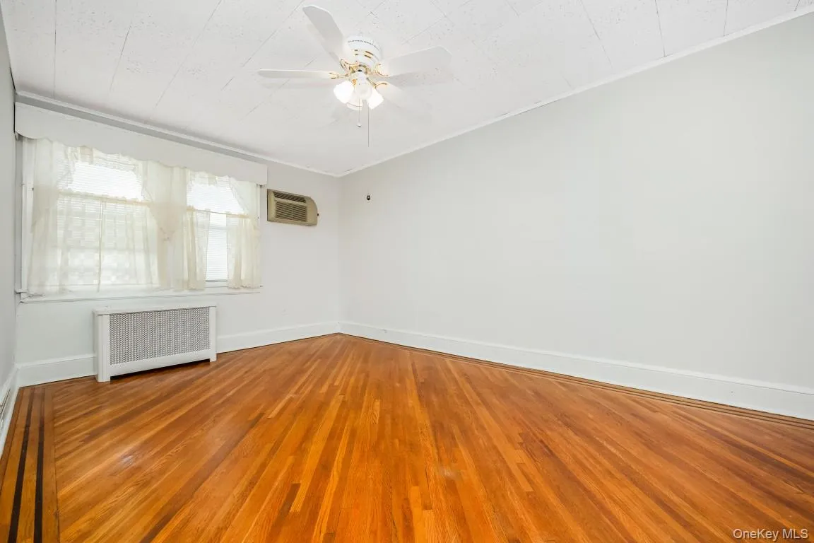 64-45 79th Street, New York, NY, 3 Bedrooms Bedrooms, 8 Rooms Rooms,1 BathroomBathrooms,Residential,For Rent,79th,0,1059849 64-45 79th Street, New York, NY, 3 Bedrooms Bedrooms, 8 Rooms Rooms,1 BathroomBathrooms,Residential,For Rent,79th,0,1059849