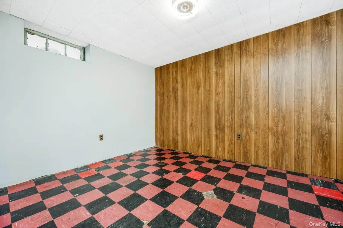 64-45 79th Street, New York, NY, 3 Bedrooms Bedrooms, 8 Rooms Rooms,1 BathroomBathrooms,Residential,For Rent,79th,0,1059849 64-45 79th Street, New York, NY, 3 Bedrooms Bedrooms, 8 Rooms Rooms,1 BathroomBathrooms,Residential,For Rent,79th,0,1059849
