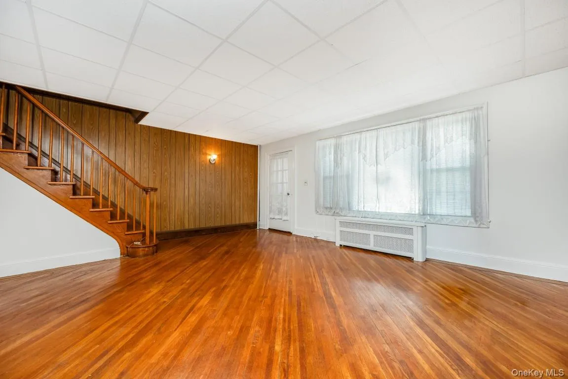 64-45 79th Street, New York, NY, 3 Bedrooms Bedrooms, 8 Rooms Rooms,1 BathroomBathrooms,Residential,For Rent,79th,0,1059849 64-45 79th Street, New York, NY, 3 Bedrooms Bedrooms, 8 Rooms Rooms,1 BathroomBathrooms,Residential,For Rent,79th,0,1059849