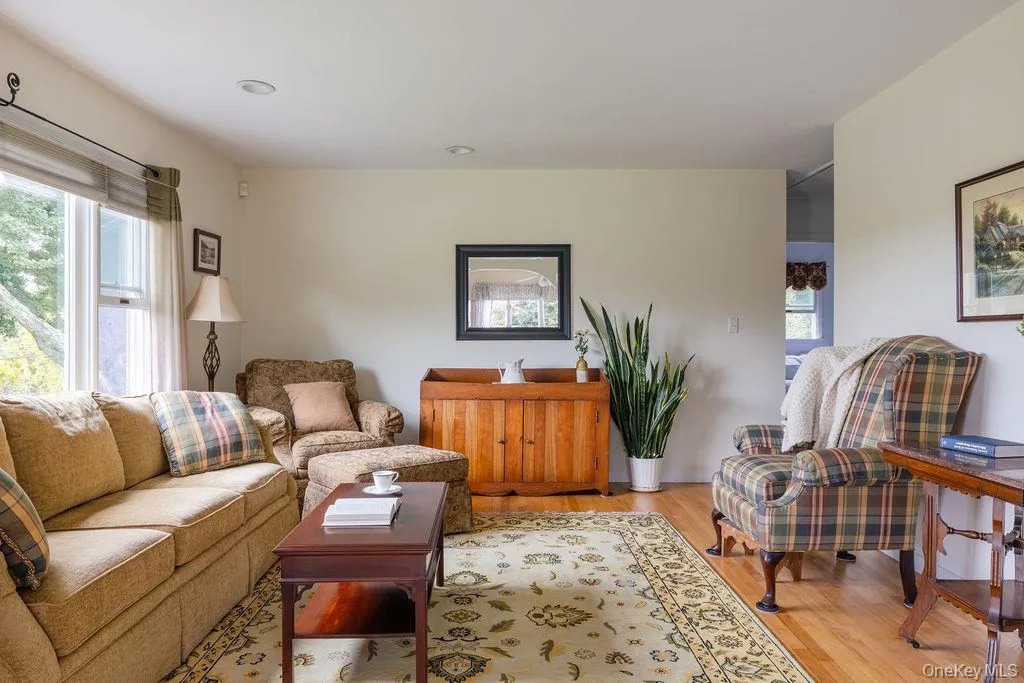50 Horsepound Road, Carmel, NY, 3 Bedrooms Bedrooms, 5 Rooms Rooms,1 BathroomBathrooms,Residential,For Rent,Horsepound,0,1059852 50 Horsepound Road, Carmel, NY, 3 Bedrooms Bedrooms, 5 Rooms Rooms,1 BathroomBathrooms,Residential,For Rent,Horsepound,0,1059852