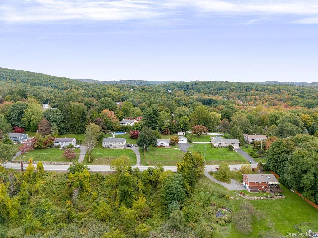 50 Horsepound Road, Carmel, NY, 3 Bedrooms Bedrooms, 5 Rooms Rooms,1 BathroomBathrooms,Residential,For Rent,Horsepound,0,1059852 50 Horsepound Road, Carmel, NY, 3 Bedrooms Bedrooms, 5 Rooms Rooms,1 BathroomBathrooms,Residential,For Rent,Horsepound,0,1059852