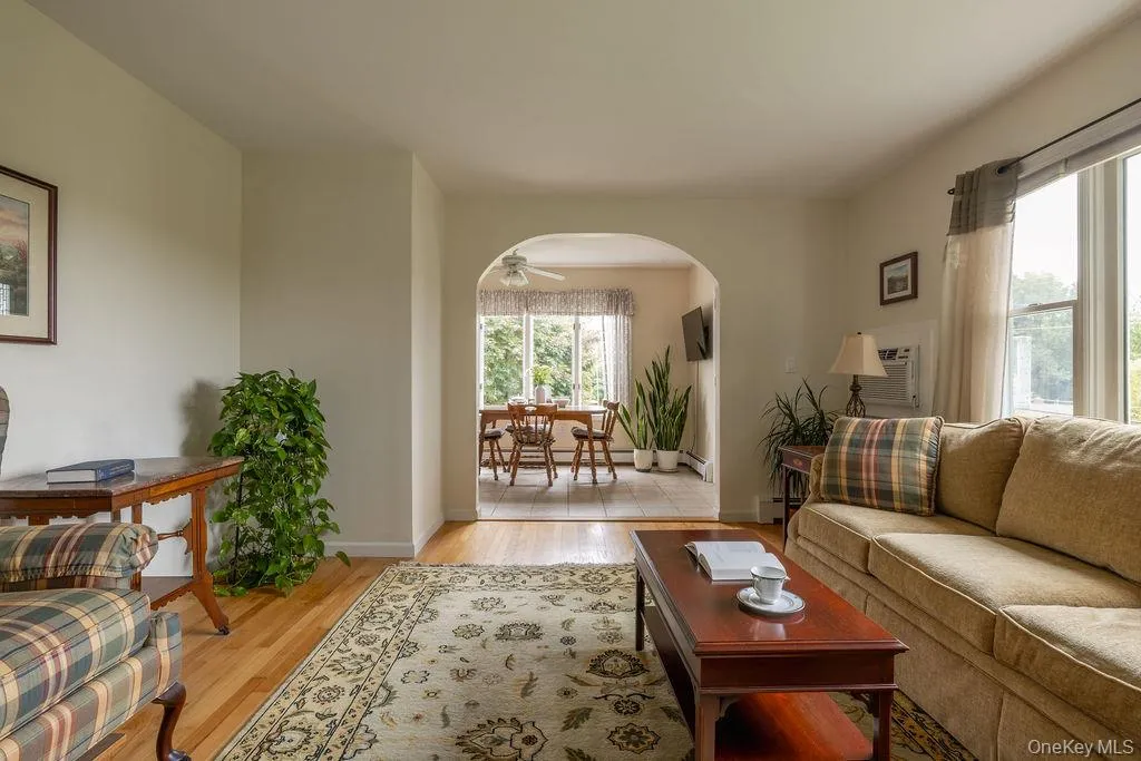50 Horsepound Road, Carmel, NY, 3 Bedrooms Bedrooms, 5 Rooms Rooms,1 BathroomBathrooms,Residential,For Rent,Horsepound,0,1059852 50 Horsepound Road, Carmel, NY, 3 Bedrooms Bedrooms, 5 Rooms Rooms,1 BathroomBathrooms,Residential,For Rent,Horsepound,0,1059852