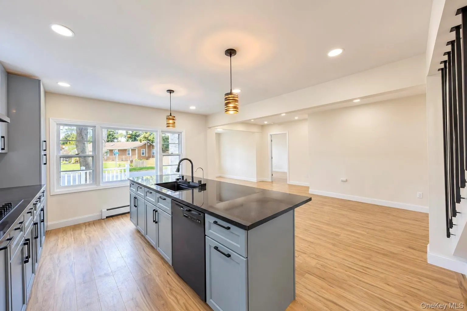 93 Vermont Avenue, West Babylon, NY, 5 Bedrooms Bedrooms, 10 Rooms Rooms,3 BathroomsBathrooms,Residential,For Rent,Vermont,0,1059855 93 Vermont Avenue, West Babylon, NY, 5 Bedrooms Bedrooms, 10 Rooms Rooms,3 BathroomsBathrooms,Residential,For Rent,Vermont,0,1059855