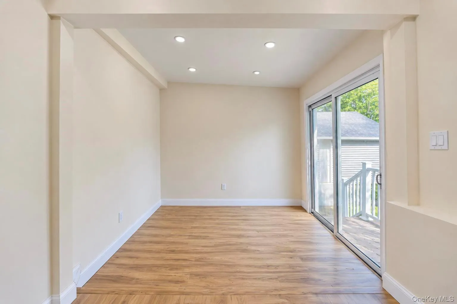 93 Vermont Avenue, West Babylon, NY, 5 Bedrooms Bedrooms, 10 Rooms Rooms,3 BathroomsBathrooms,Residential,For Rent,Vermont,0,1059855 93 Vermont Avenue, West Babylon, NY, 5 Bedrooms Bedrooms, 10 Rooms Rooms,3 BathroomsBathrooms,Residential,For Rent,Vermont,0,1059855