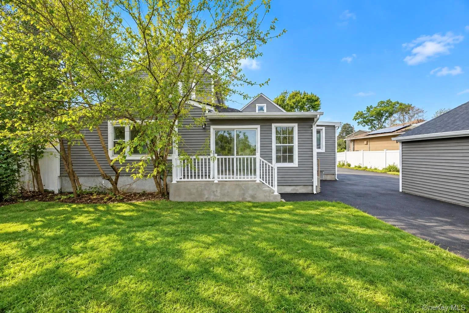 93 Vermont Avenue, West Babylon, NY, 5 Bedrooms Bedrooms, 10 Rooms Rooms,3 BathroomsBathrooms,Residential,For Rent,Vermont,0,1059855 93 Vermont Avenue, West Babylon, NY, 5 Bedrooms Bedrooms, 10 Rooms Rooms,3 BathroomsBathrooms,Residential,For Rent,Vermont,0,1059855