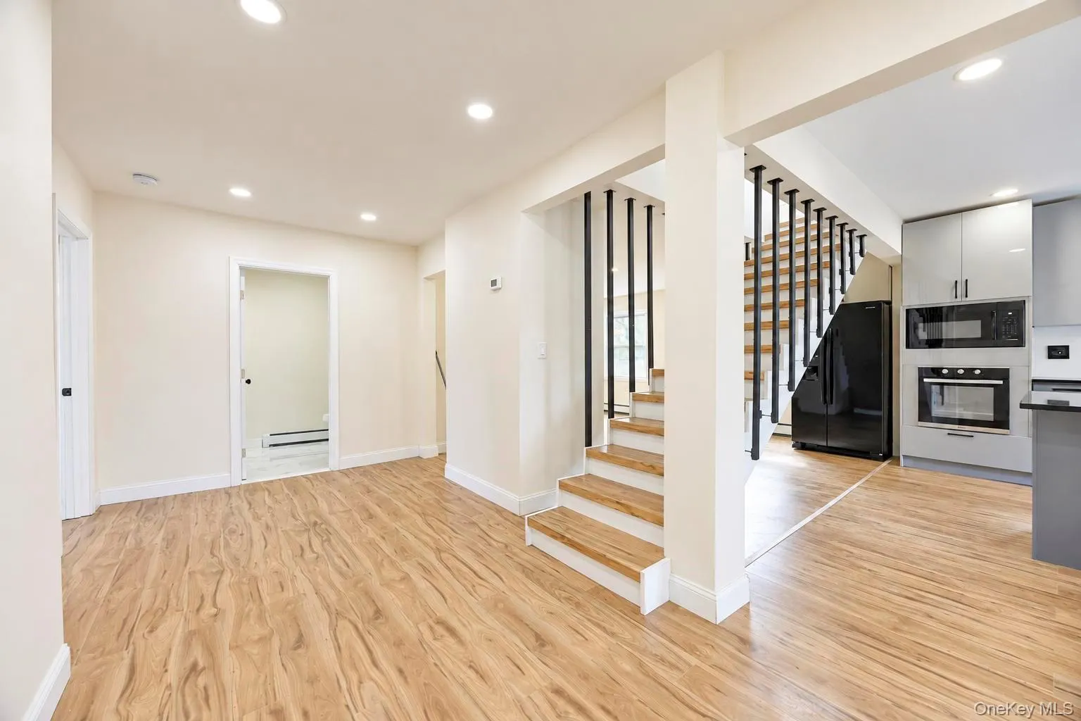 93 Vermont Avenue, West Babylon, NY, 5 Bedrooms Bedrooms, 10 Rooms Rooms,3 BathroomsBathrooms,Residential,For Rent,Vermont,0,1059855 93 Vermont Avenue, West Babylon, NY, 5 Bedrooms Bedrooms, 10 Rooms Rooms,3 BathroomsBathrooms,Residential,For Rent,Vermont,0,1059855