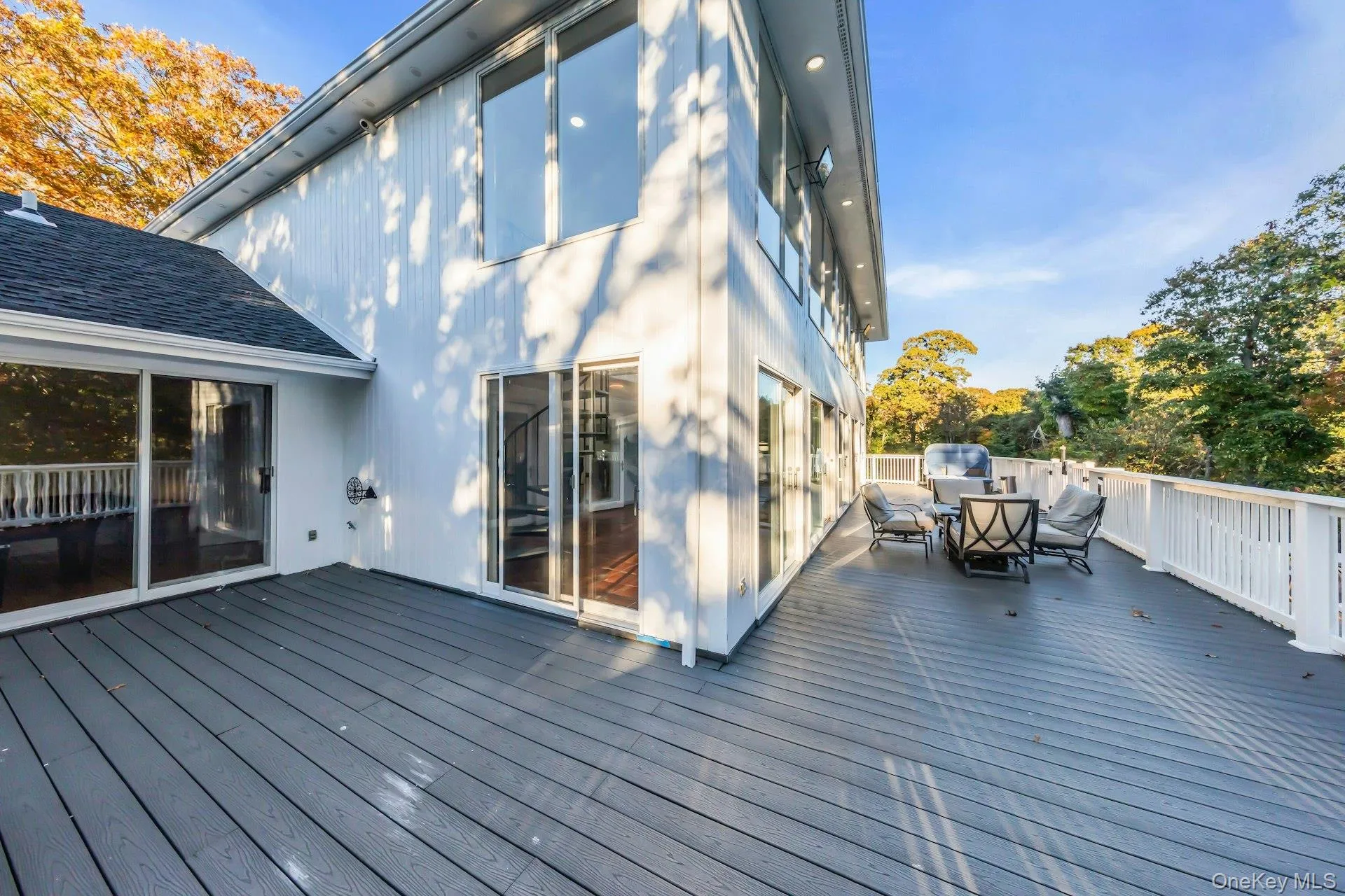 19 Bay Woods Drive, Southampton, NY, 4 Bedrooms Bedrooms, 9 Rooms Rooms,4 BathroomsBathrooms,Residential,For Rent,Bay Woods,0,1059857 19 Bay Woods Drive, Southampton, NY, 4 Bedrooms Bedrooms, 9 Rooms Rooms,4 BathroomsBathrooms,Residential,For Rent,Bay Woods,0,1059857
