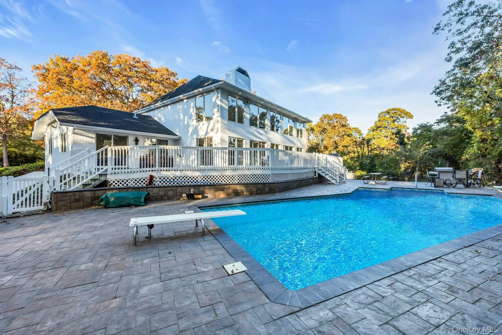 19 Bay Woods Drive, Southampton, NY, 4 Bedrooms Bedrooms, 9 Rooms Rooms,4 BathroomsBathrooms,Residential,For Rent,Bay Woods,0,1059857 19 Bay Woods Drive, Southampton, NY, 4 Bedrooms Bedrooms, 9 Rooms Rooms,4 BathroomsBathrooms,Residential,For Rent,Bay Woods,0,1059857