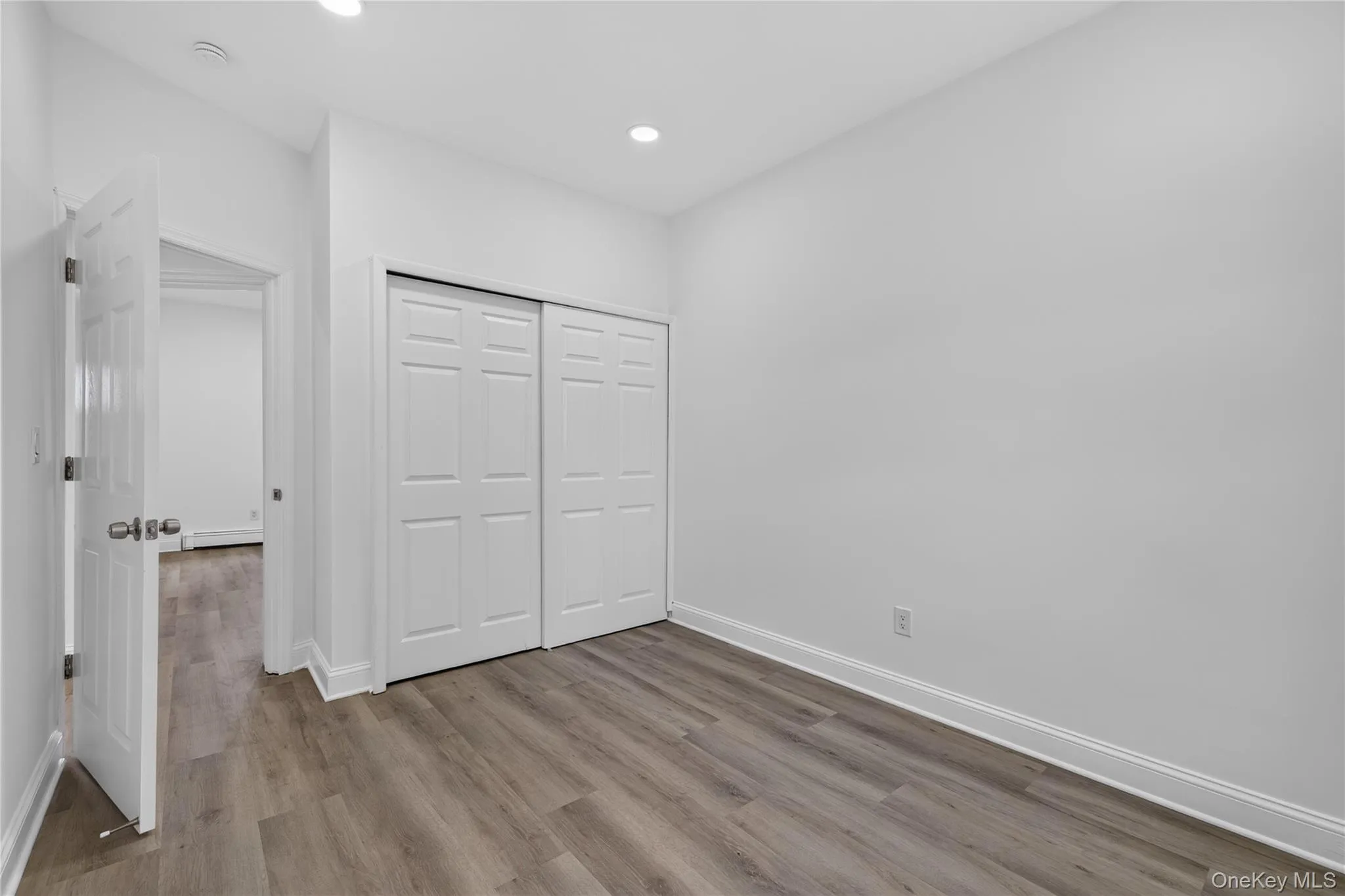 75 Apricot Street, Islip, NY, 4 Bedrooms Bedrooms, 5 Rooms Rooms,2 BathroomsBathrooms,Residential,For Rent,Apricot,0,1059865 75 Apricot Street, Islip, NY, 4 Bedrooms Bedrooms, 5 Rooms Rooms,2 BathroomsBathrooms,Residential,For Rent,Apricot,0,1059865
