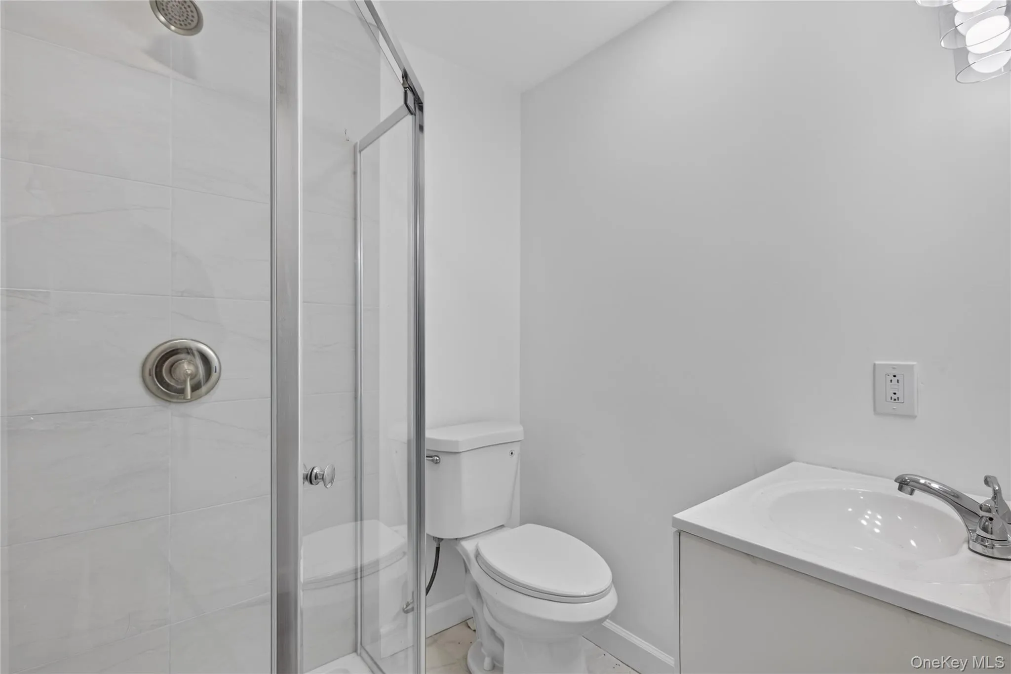 75 Apricot Street, Islip, NY, 4 Bedrooms Bedrooms, 5 Rooms Rooms,2 BathroomsBathrooms,Residential,For Rent,Apricot,0,1059865 75 Apricot Street, Islip, NY, 4 Bedrooms Bedrooms, 5 Rooms Rooms,2 BathroomsBathrooms,Residential,For Rent,Apricot,0,1059865