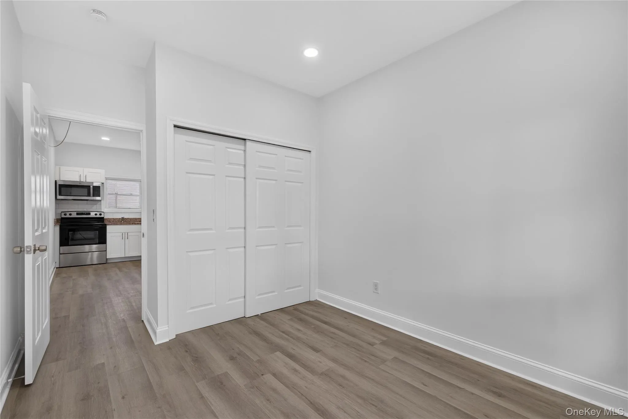 75 Apricot Street, Islip, NY, 4 Bedrooms Bedrooms, 5 Rooms Rooms,2 BathroomsBathrooms,Residential,For Rent,Apricot,0,1059865 75 Apricot Street, Islip, NY, 4 Bedrooms Bedrooms, 5 Rooms Rooms,2 BathroomsBathrooms,Residential,For Rent,Apricot,0,1059865