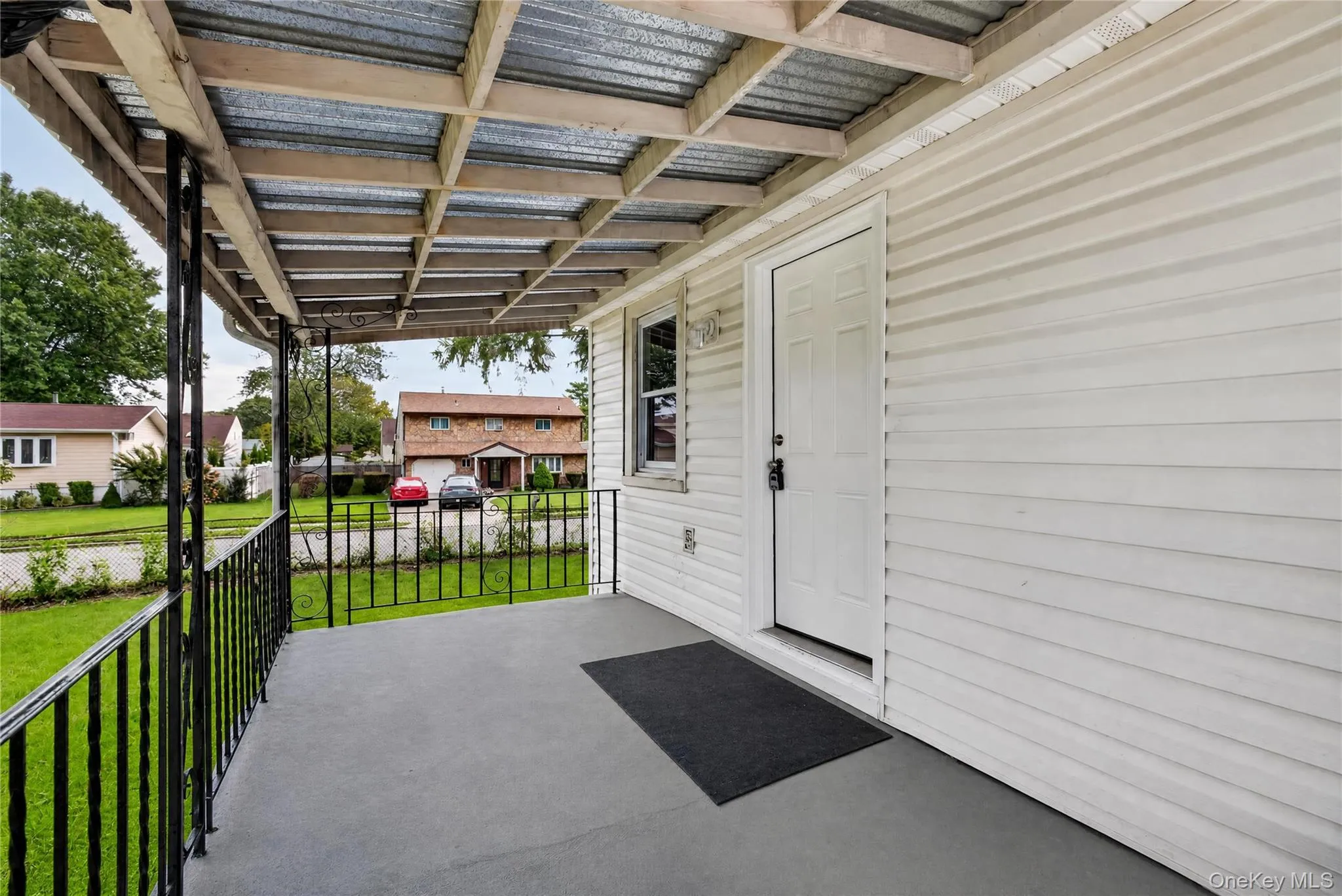 75 Apricot Street, Islip, NY, 4 Bedrooms Bedrooms, 5 Rooms Rooms,2 BathroomsBathrooms,Residential,For Rent,Apricot,0,1059865 75 Apricot Street, Islip, NY, 4 Bedrooms Bedrooms, 5 Rooms Rooms,2 BathroomsBathrooms,Residential,For Rent,Apricot,0,1059865