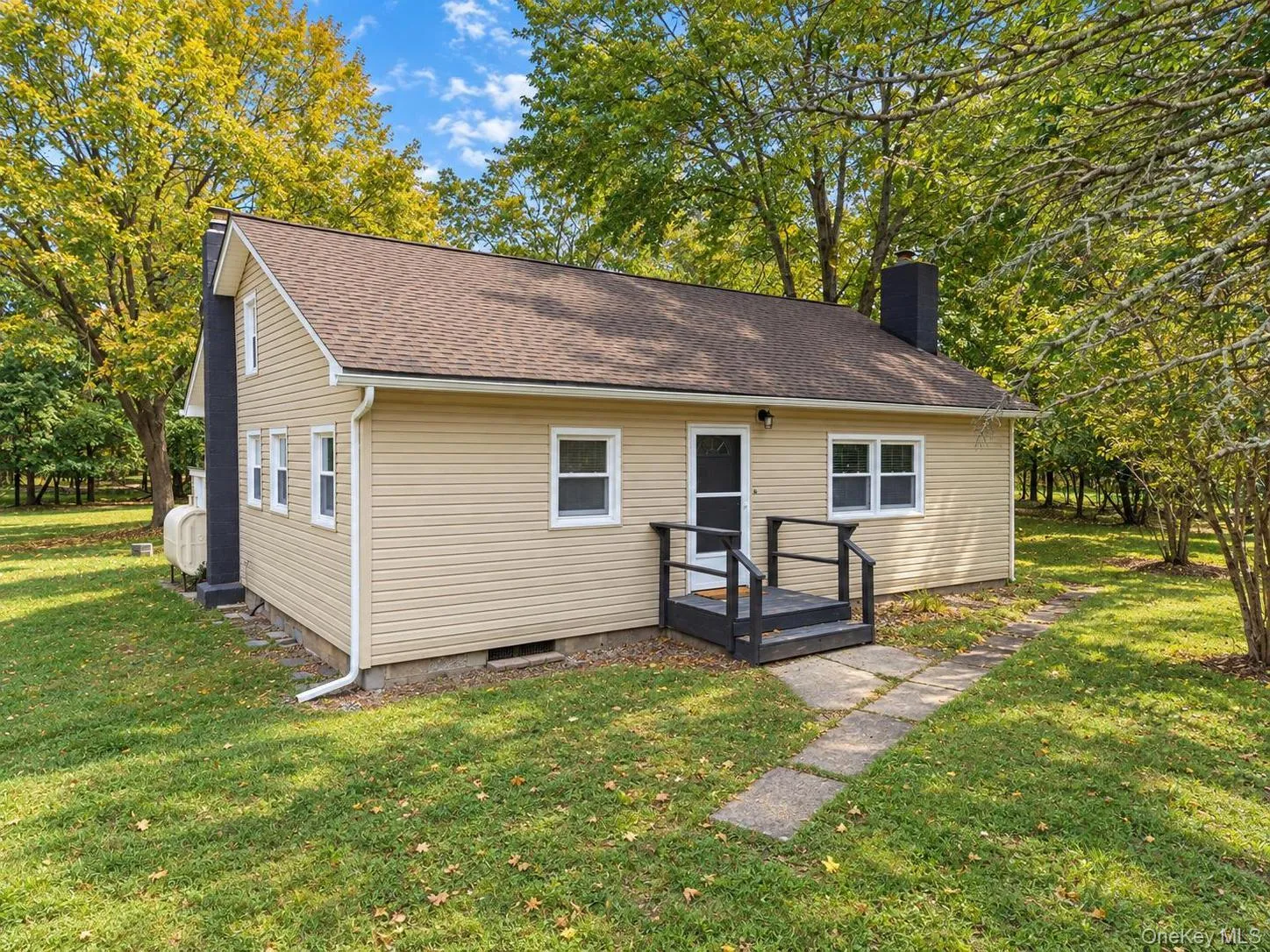 59 Greencrest Road, Goshen, NY, 3 Bedrooms Bedrooms, 5 Rooms Rooms,1 BathroomBathrooms,Residential,For Rent,Greencrest,0,1059869 59 Greencrest Road, Goshen, NY, 3 Bedrooms Bedrooms, 5 Rooms Rooms,1 BathroomBathrooms,Residential,For Rent,Greencrest,0,1059869