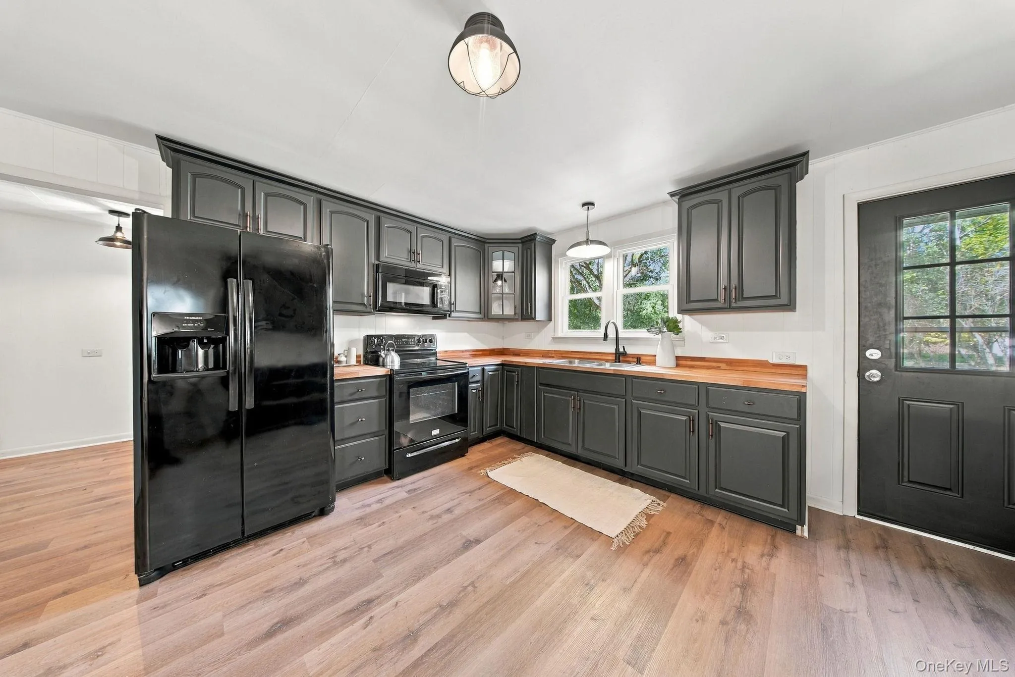 59 Greencrest Road, Goshen, NY, 3 Bedrooms Bedrooms, 5 Rooms Rooms,1 BathroomBathrooms,Residential,For Rent,Greencrest,0,1059869 59 Greencrest Road, Goshen, NY, 3 Bedrooms Bedrooms, 5 Rooms Rooms,1 BathroomBathrooms,Residential,For Rent,Greencrest,0,1059869