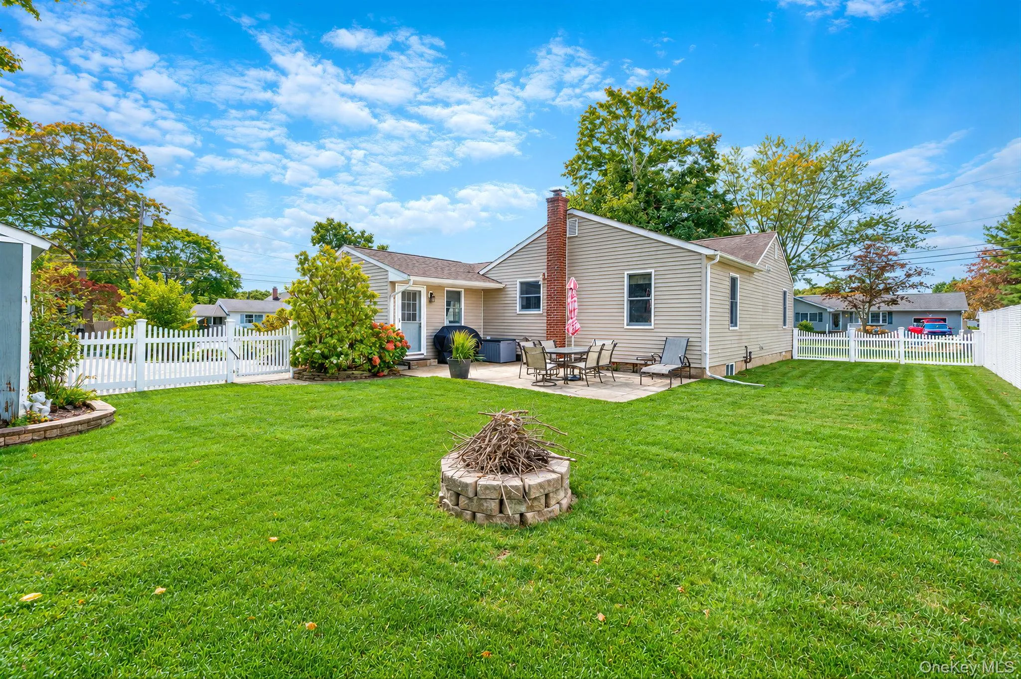 157 Abner Drive, Brookhaven, NY, 3 Bedrooms Bedrooms, 6 Rooms Rooms,1 BathroomBathrooms,Residential,For Rent,Abner,0,1059872 157 Abner Drive, Brookhaven, NY, 3 Bedrooms Bedrooms, 6 Rooms Rooms,1 BathroomBathrooms,Residential,For Rent,Abner,0,1059872