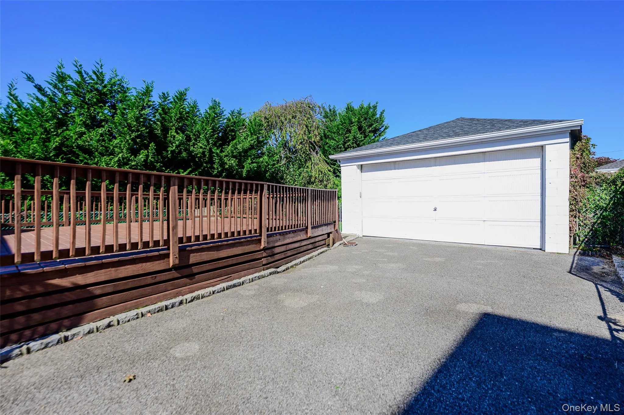 Huge 2+ Car Detached Garage Huge 2+ Car Detached Garage