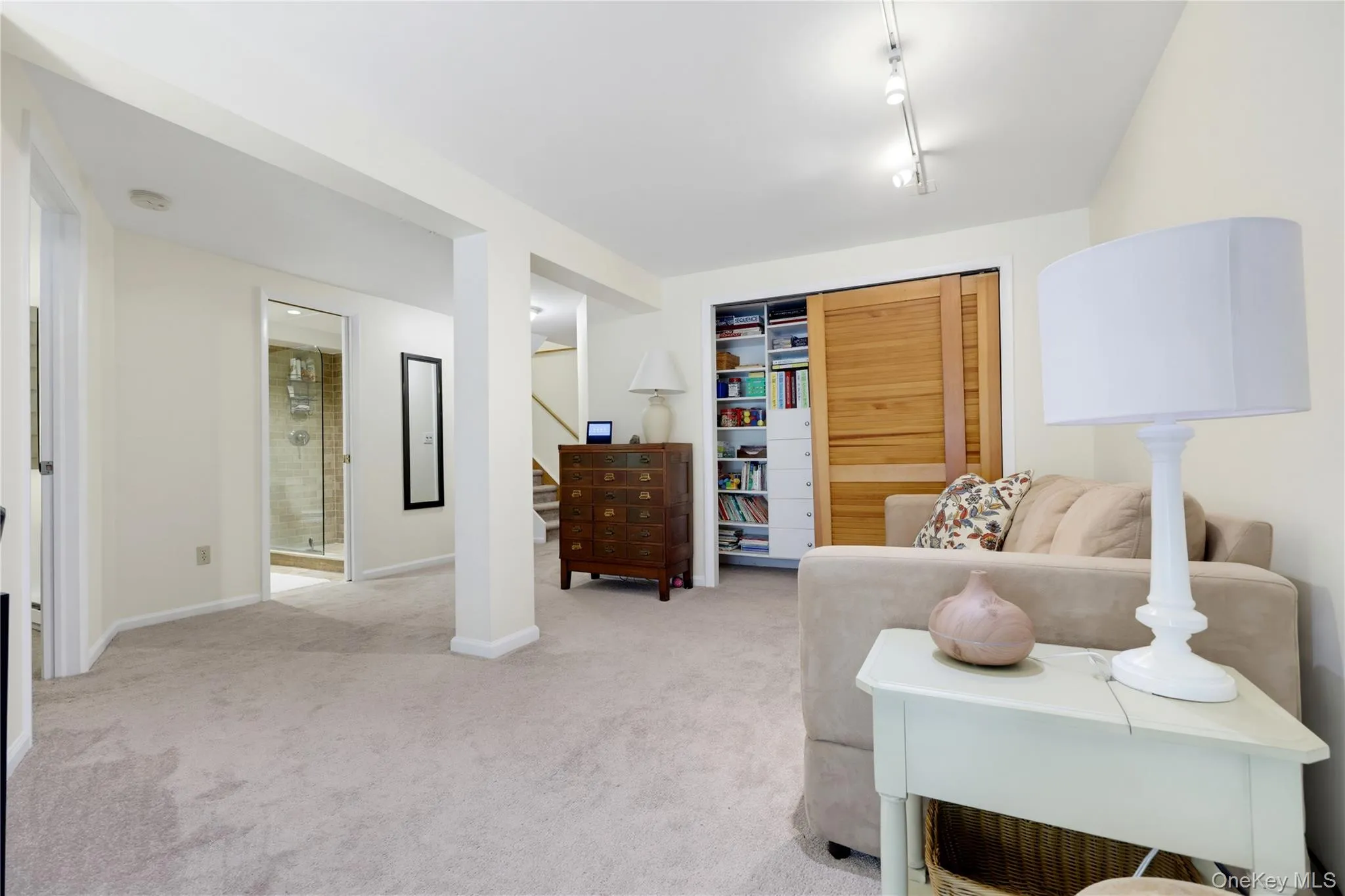 113 Woods Brooke Circle, Ossining, NY, 1 Bedroom Bedrooms, 7 Rooms Rooms,2 BathroomsBathrooms,Residential,For Rent,Woods Brooke,0,1059886 113 Woods Brooke Circle, Ossining, NY, 1 Bedroom Bedrooms, 7 Rooms Rooms,2 BathroomsBathrooms,Residential,For Rent,Woods Brooke,0,1059886