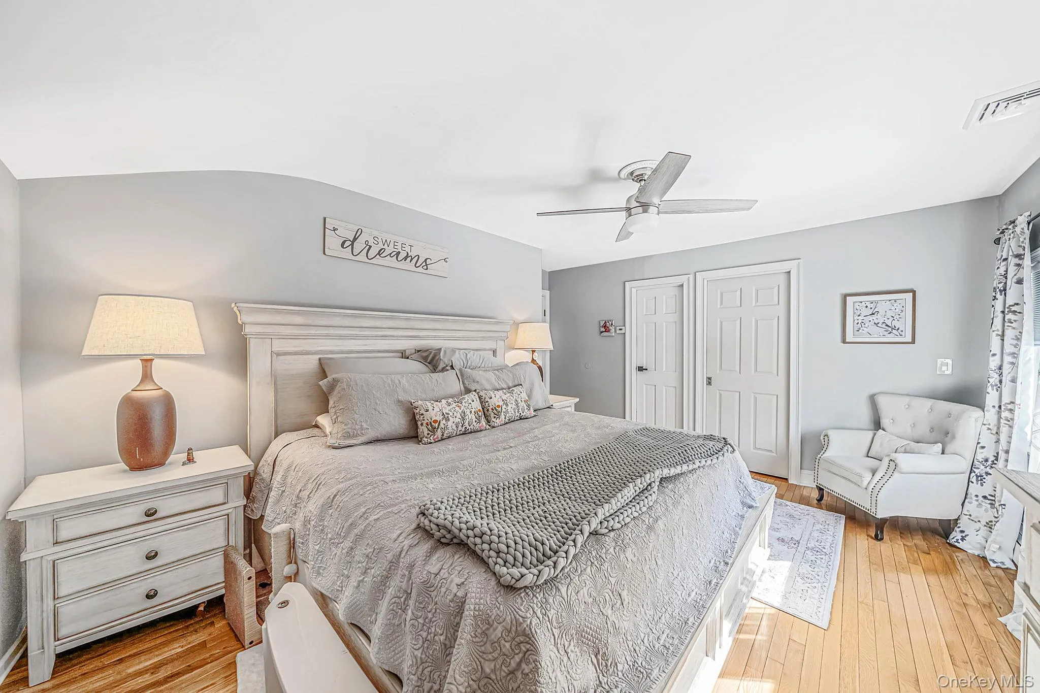 76 Corbin Avenue, Brookhaven, NY, 5 Bedrooms Bedrooms, 10 Rooms Rooms,3 BathroomsBathrooms,Residential,For Rent,Corbin,0,1059893 76 Corbin Avenue, Brookhaven, NY, 5 Bedrooms Bedrooms, 10 Rooms Rooms,3 BathroomsBathrooms,Residential,For Rent,Corbin,0,1059893