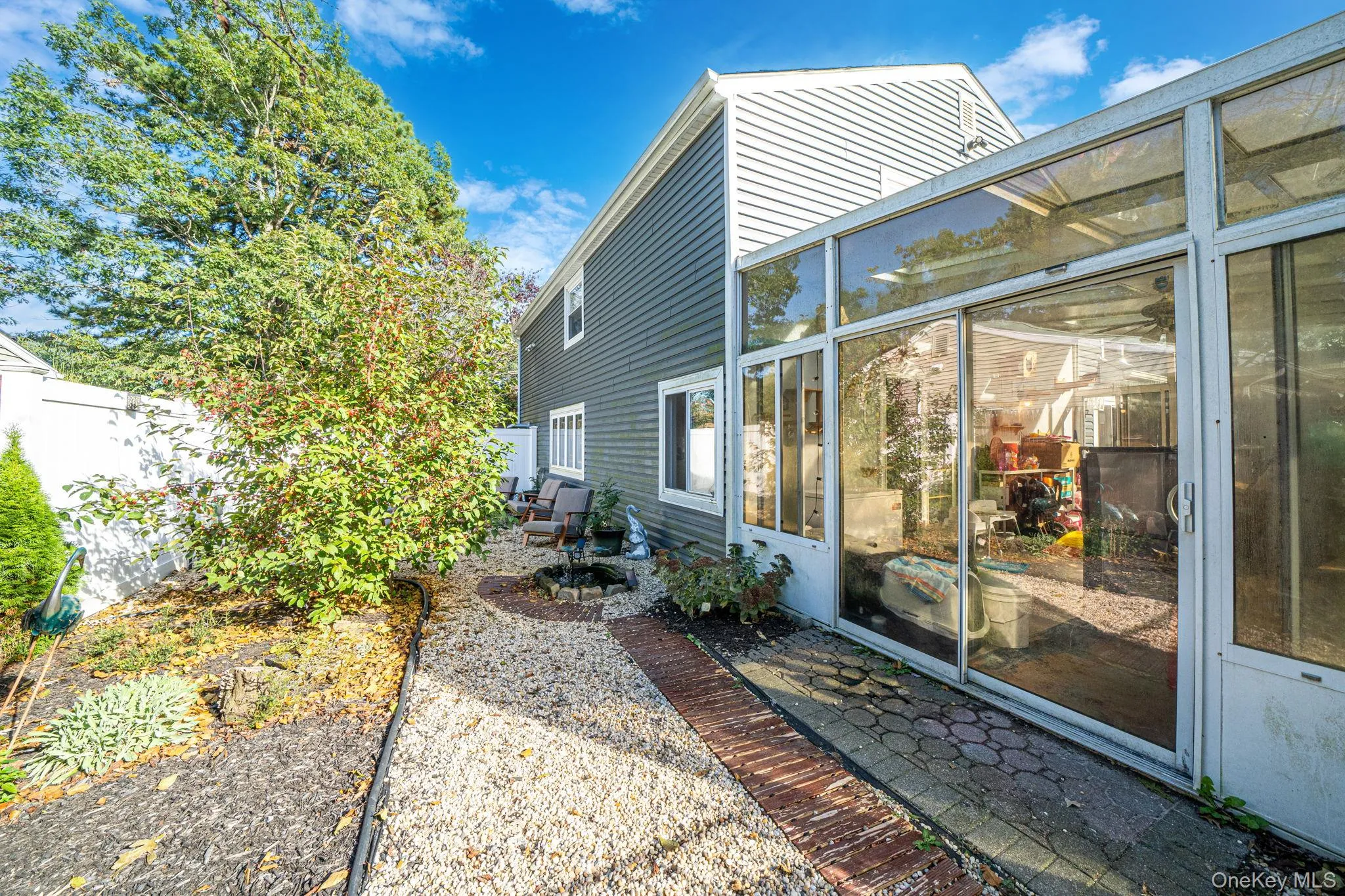 76 Corbin Avenue, Brookhaven, NY, 5 Bedrooms Bedrooms, 10 Rooms Rooms,3 BathroomsBathrooms,Residential,For Rent,Corbin,0,1059893 76 Corbin Avenue, Brookhaven, NY, 5 Bedrooms Bedrooms, 10 Rooms Rooms,3 BathroomsBathrooms,Residential,For Rent,Corbin,0,1059893