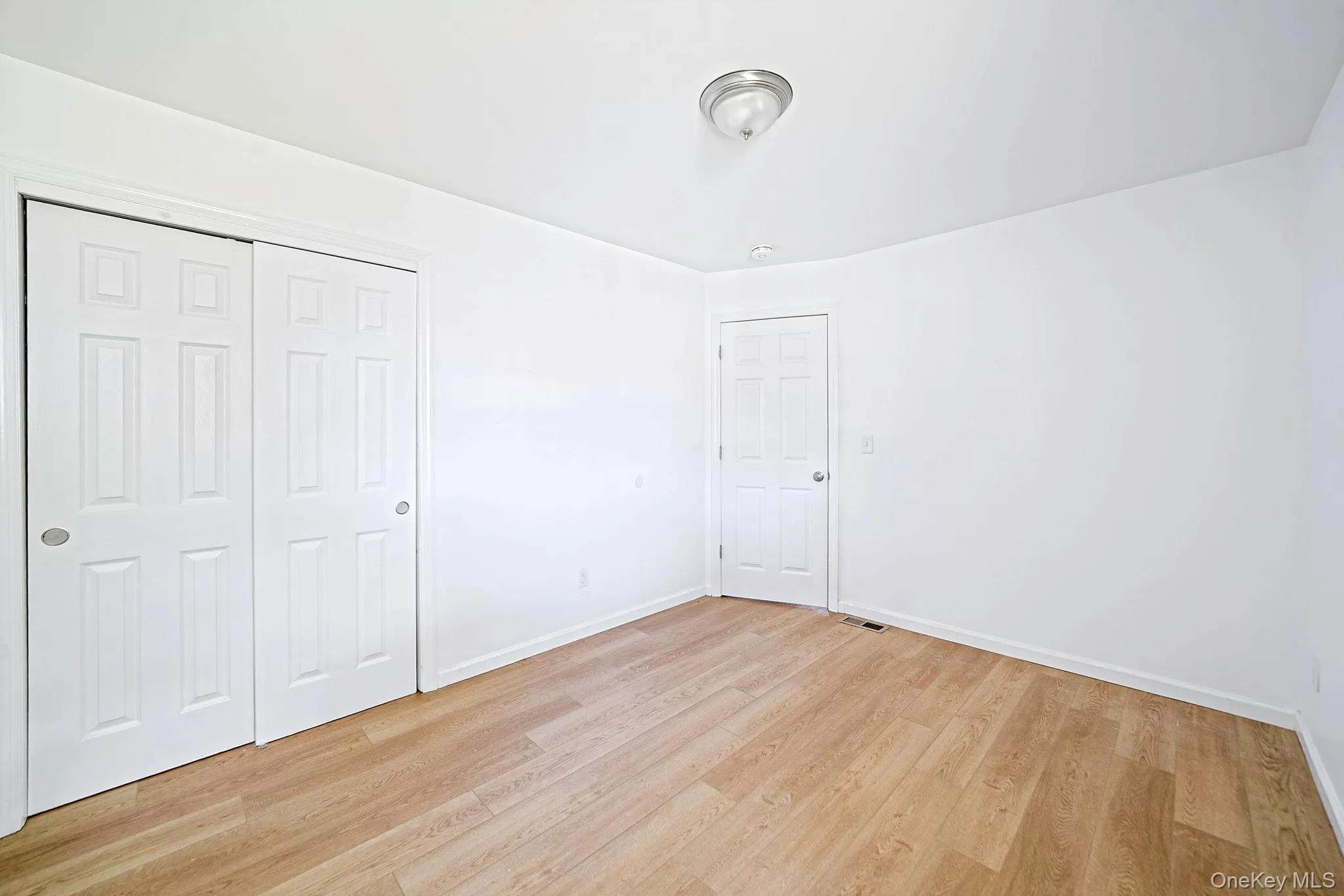 138 Central Avenue, Brookhaven, NY, 3 Bedrooms Bedrooms, 8 Rooms Rooms,2 BathroomsBathrooms,Residential,For Rent,Central,0,1059910 138 Central Avenue, Brookhaven, NY, 3 Bedrooms Bedrooms, 8 Rooms Rooms,2 BathroomsBathrooms,Residential,For Rent,Central,0,1059910