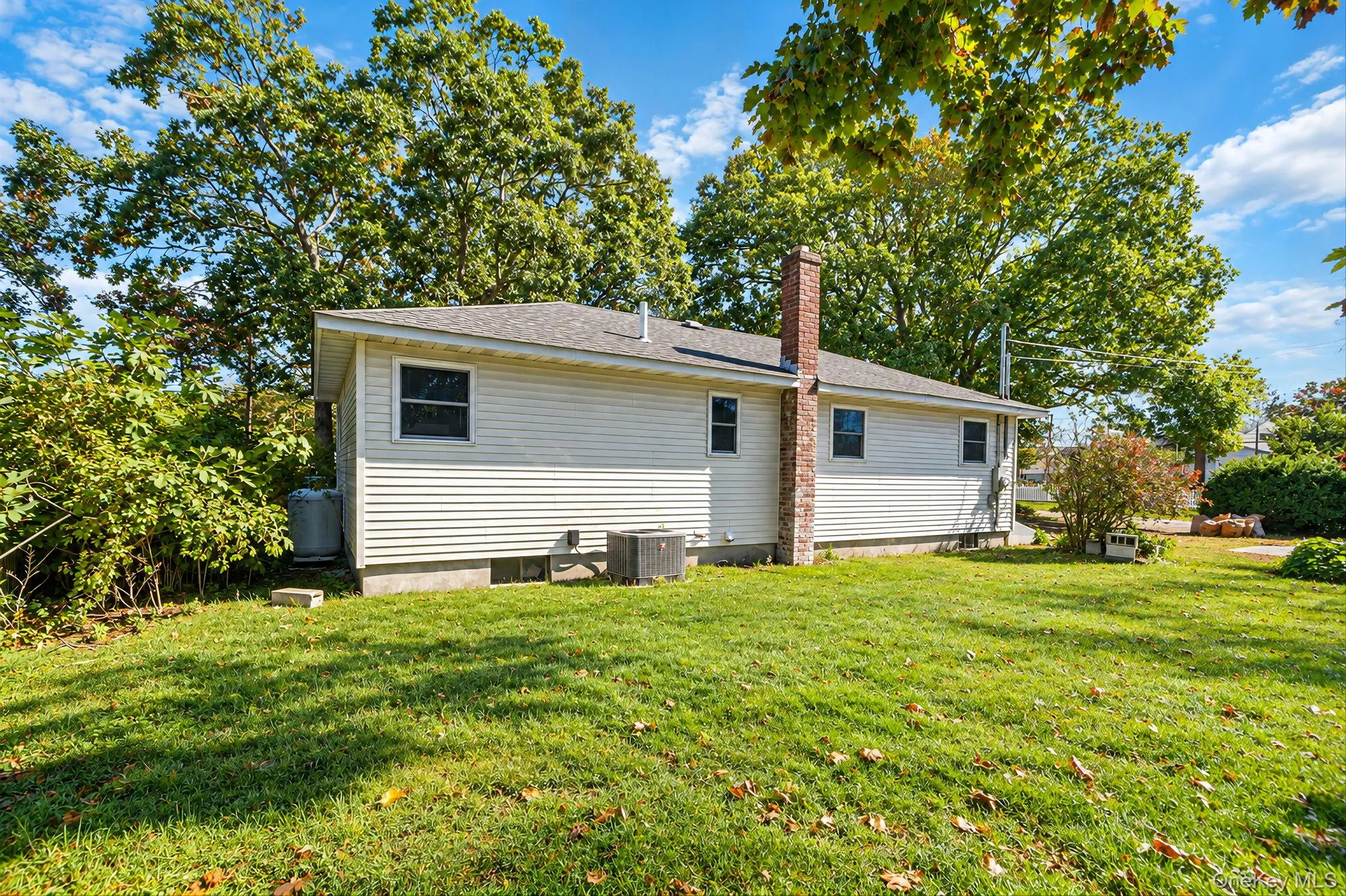 138 Central Avenue, Brookhaven, NY, 3 Bedrooms Bedrooms, 8 Rooms Rooms,2 BathroomsBathrooms,Residential,For Rent,Central,0,1059910 138 Central Avenue, Brookhaven, NY, 3 Bedrooms Bedrooms, 8 Rooms Rooms,2 BathroomsBathrooms,Residential,For Rent,Central,0,1059910