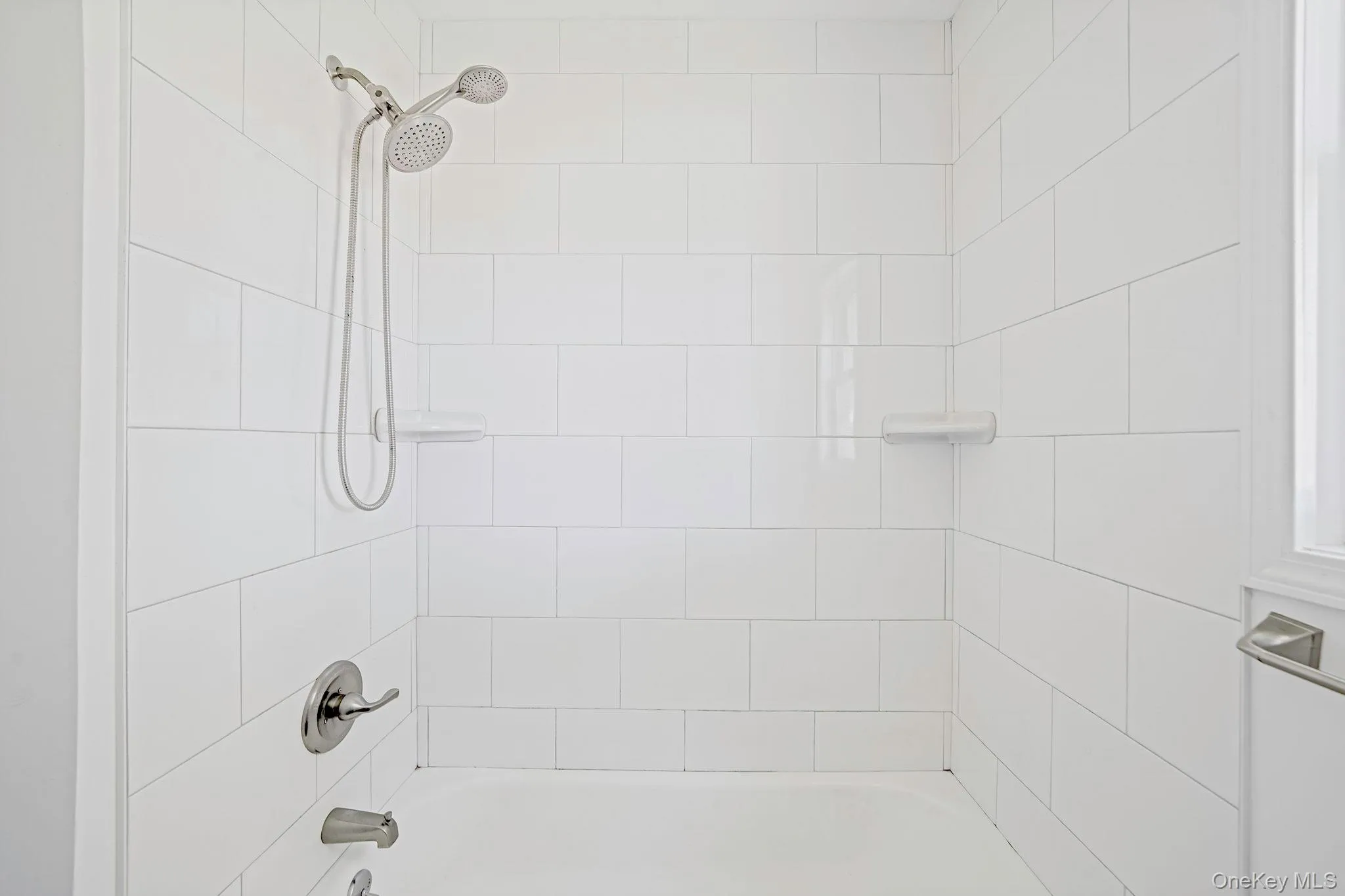 138 Central Avenue, Brookhaven, NY, 3 Bedrooms Bedrooms, 8 Rooms Rooms,2 BathroomsBathrooms,Residential,For Rent,Central,0,1059910 138 Central Avenue, Brookhaven, NY, 3 Bedrooms Bedrooms, 8 Rooms Rooms,2 BathroomsBathrooms,Residential,For Rent,Central,0,1059910