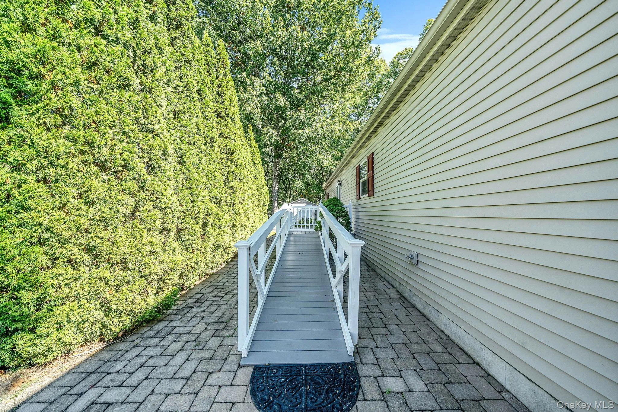 1661 Old Country Road, Riverhead, NY, 2 Bedrooms Bedrooms, 5 Rooms Rooms,2 BathroomsBathrooms,Residential,For Rent,Old Country,0,1059912 1661 Old Country Road, Riverhead, NY, 2 Bedrooms Bedrooms, 5 Rooms Rooms,2 BathroomsBathrooms,Residential,For Rent,Old Country,0,1059912