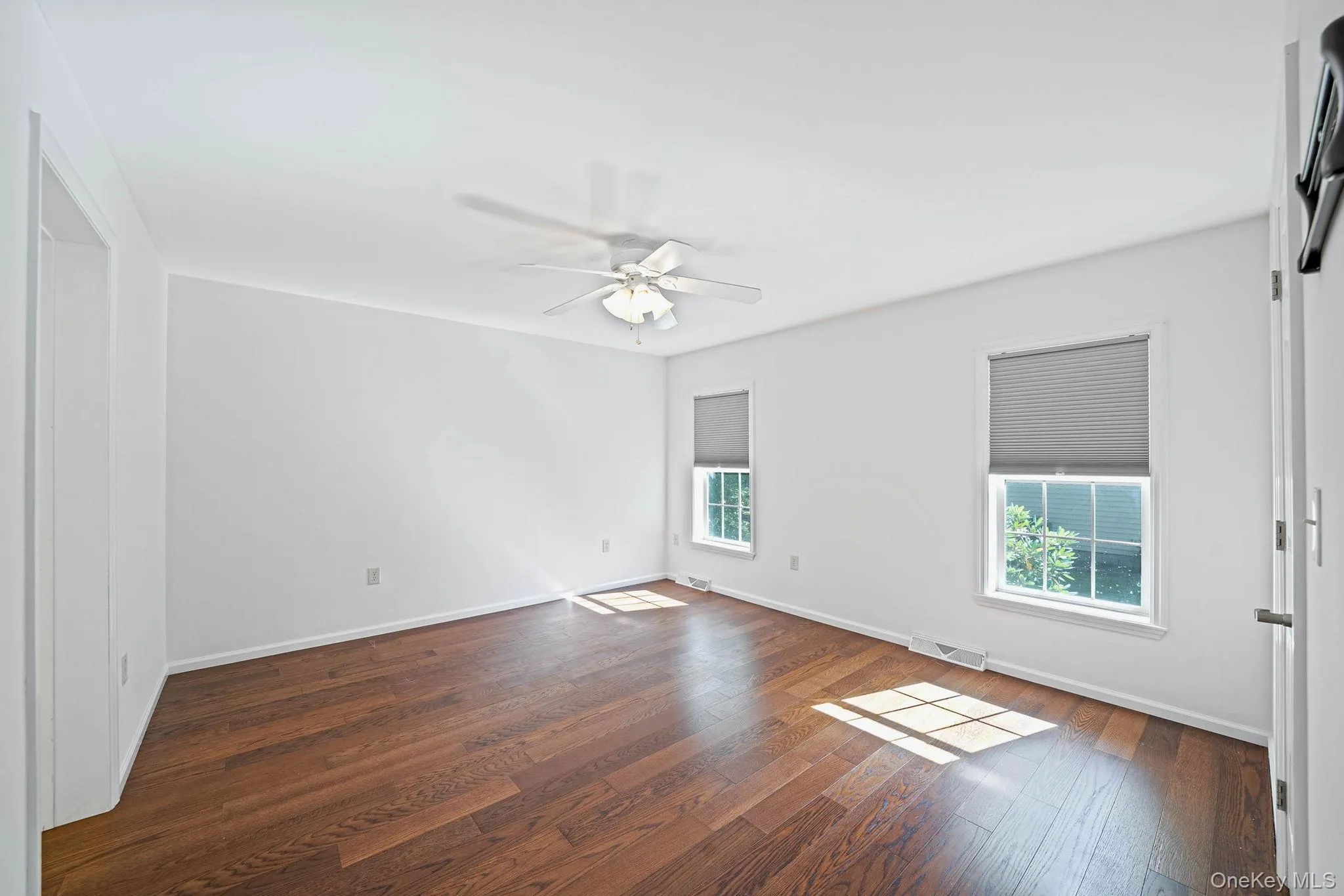 1661 Old Country Road, Riverhead, NY, 2 Bedrooms Bedrooms, 5 Rooms Rooms,2 BathroomsBathrooms,Residential,For Rent,Old Country,0,1059912 1661 Old Country Road, Riverhead, NY, 2 Bedrooms Bedrooms, 5 Rooms Rooms,2 BathroomsBathrooms,Residential,For Rent,Old Country,0,1059912