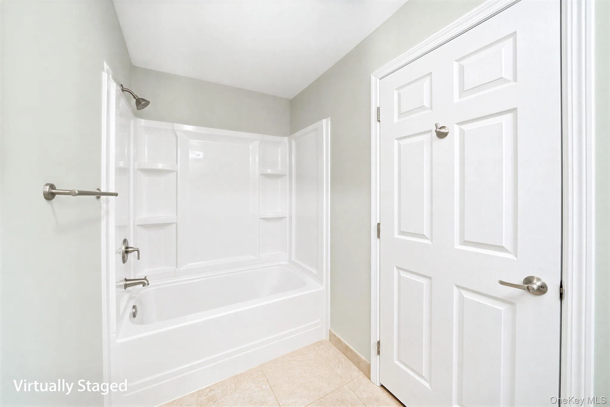 1661 Old Country Road, Riverhead, NY, 2 Bedrooms Bedrooms, 5 Rooms Rooms,2 BathroomsBathrooms,Residential,For Rent,Old Country,0,1059912 1661 Old Country Road, Riverhead, NY, 2 Bedrooms Bedrooms, 5 Rooms Rooms,2 BathroomsBathrooms,Residential,For Rent,Old Country,0,1059912