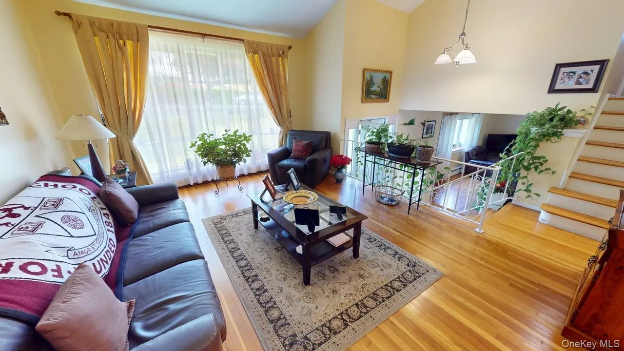 3482 Alta Street, Yorktown, NY, 3 Bedrooms Bedrooms, 8 Rooms Rooms,1 BathroomBathrooms,Residential,For Rent,Alta,0,1059934 3482 Alta Street, Yorktown, NY, 3 Bedrooms Bedrooms, 8 Rooms Rooms,1 BathroomBathrooms,Residential,For Rent,Alta,0,1059934