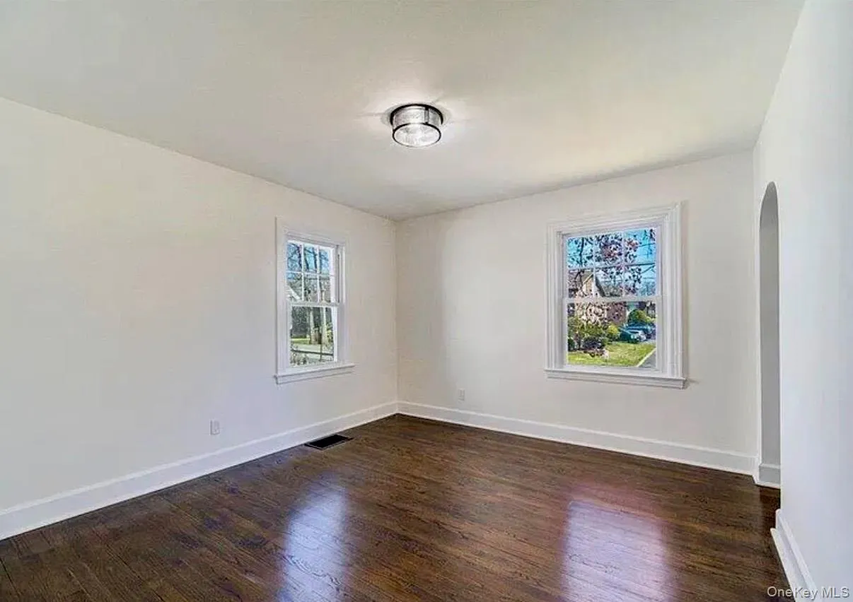 63 Fairview Avenue, Kingston, NY, 2 Bedrooms Bedrooms, 9 Rooms Rooms,1 BathroomBathrooms,Residential Lease,For Rent,Fairview,0,1059941 63 Fairview Avenue, Kingston, NY, 2 Bedrooms Bedrooms, 9 Rooms Rooms,1 BathroomBathrooms,Residential Lease,For Rent,Fairview,0,1059941