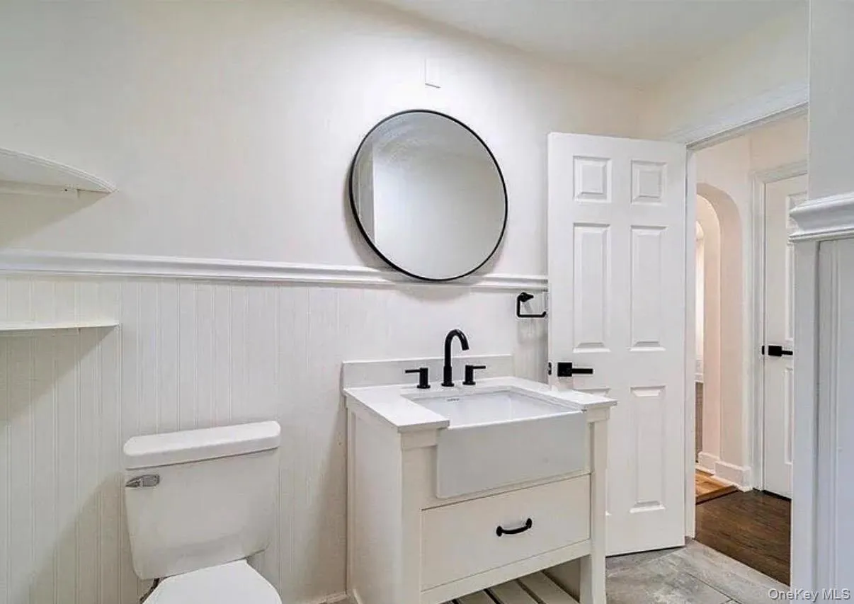 63 Fairview Avenue, Kingston, NY, 2 Bedrooms Bedrooms, 9 Rooms Rooms,1 BathroomBathrooms,Residential Lease,For Rent,Fairview,0,1059941 63 Fairview Avenue, Kingston, NY, 2 Bedrooms Bedrooms, 9 Rooms Rooms,1 BathroomBathrooms,Residential Lease,For Rent,Fairview,0,1059941