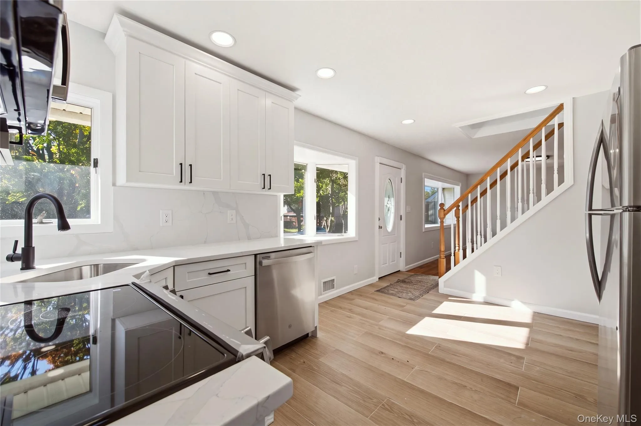 4 Elmont Lane, Huntington, NY, 4 Bedrooms Bedrooms, 6 Rooms Rooms,3 BathroomsBathrooms,Residential,For Rent,Elmont,0,1059942 4 Elmont Lane, Huntington, NY, 4 Bedrooms Bedrooms, 6 Rooms Rooms,3 BathroomsBathrooms,Residential,For Rent,Elmont,0,1059942