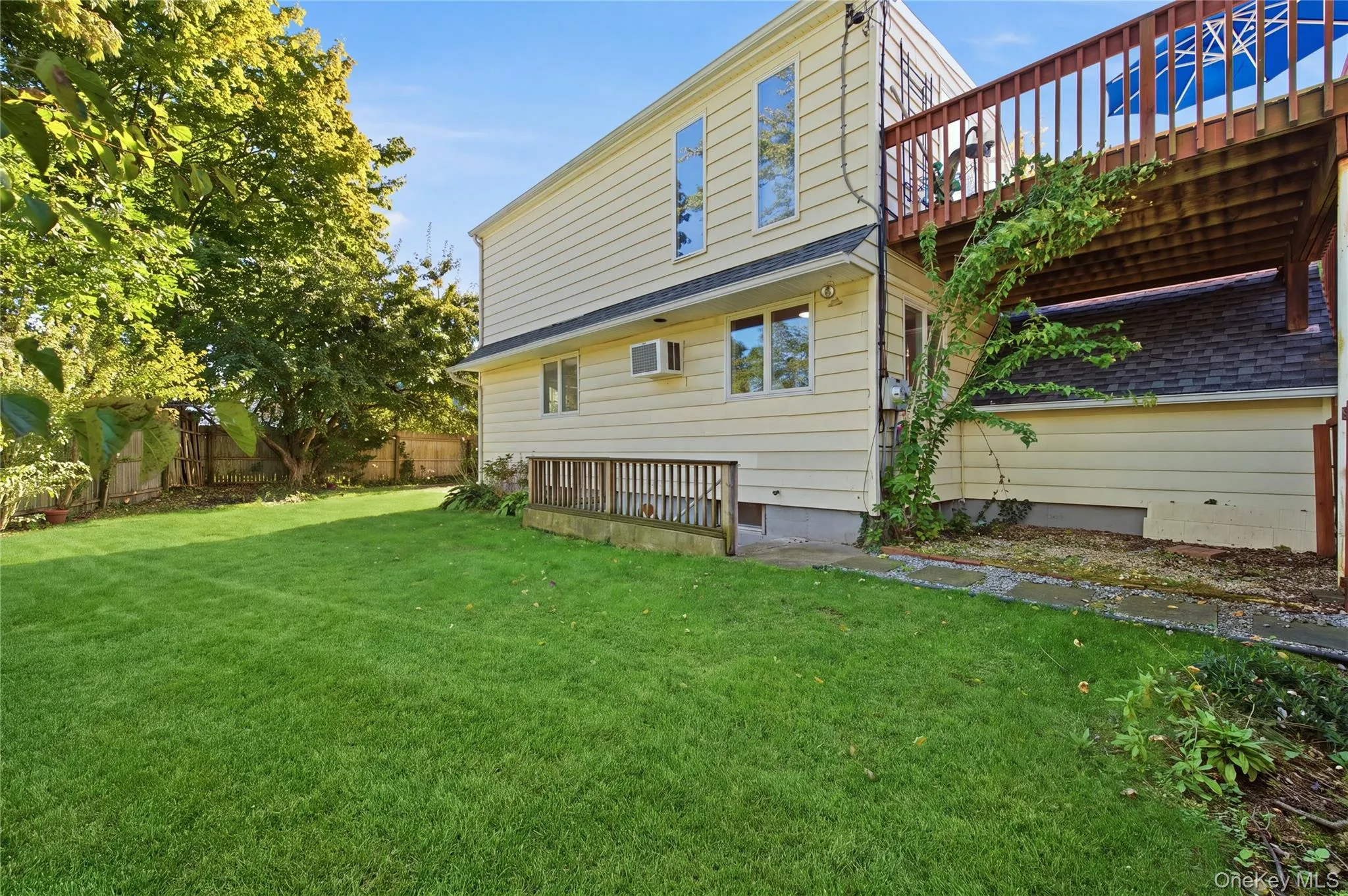 4 Elmont Lane, Huntington, NY, 4 Bedrooms Bedrooms, 6 Rooms Rooms,3 BathroomsBathrooms,Residential,For Rent,Elmont,0,1059942 4 Elmont Lane, Huntington, NY, 4 Bedrooms Bedrooms, 6 Rooms Rooms,3 BathroomsBathrooms,Residential,For Rent,Elmont,0,1059942