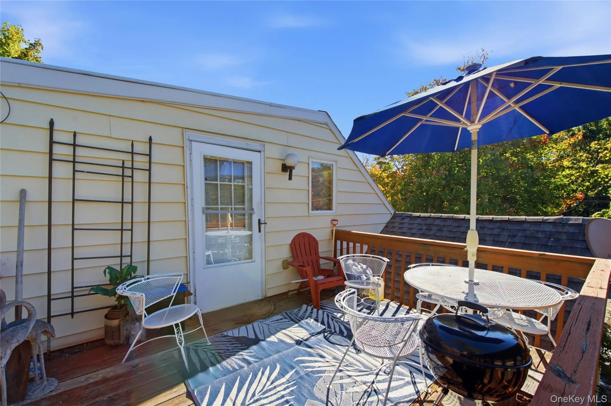 4 Elmont Lane, Huntington, NY, 4 Bedrooms Bedrooms, 6 Rooms Rooms,3 BathroomsBathrooms,Residential,For Rent,Elmont,0,1059942 4 Elmont Lane, Huntington, NY, 4 Bedrooms Bedrooms, 6 Rooms Rooms,3 BathroomsBathrooms,Residential,For Rent,Elmont,0,1059942