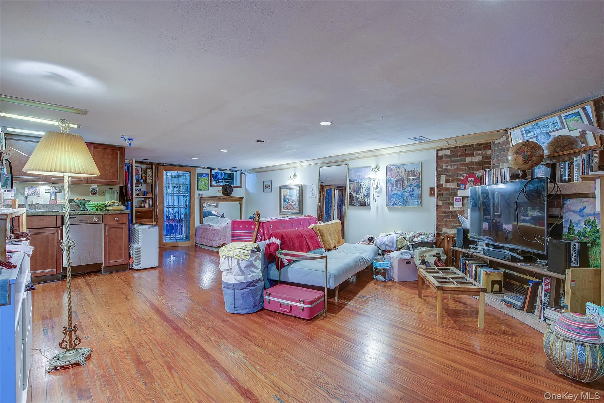 64-66 84th Place, New York, NY, 3 Bedrooms Bedrooms, 6 Rooms Rooms,3 BathroomsBathrooms,Residential,For Rent,84th,0,1059951 64-66 84th Place, New York, NY, 3 Bedrooms Bedrooms, 6 Rooms Rooms,3 BathroomsBathrooms,Residential,For Rent,84th,0,1059951