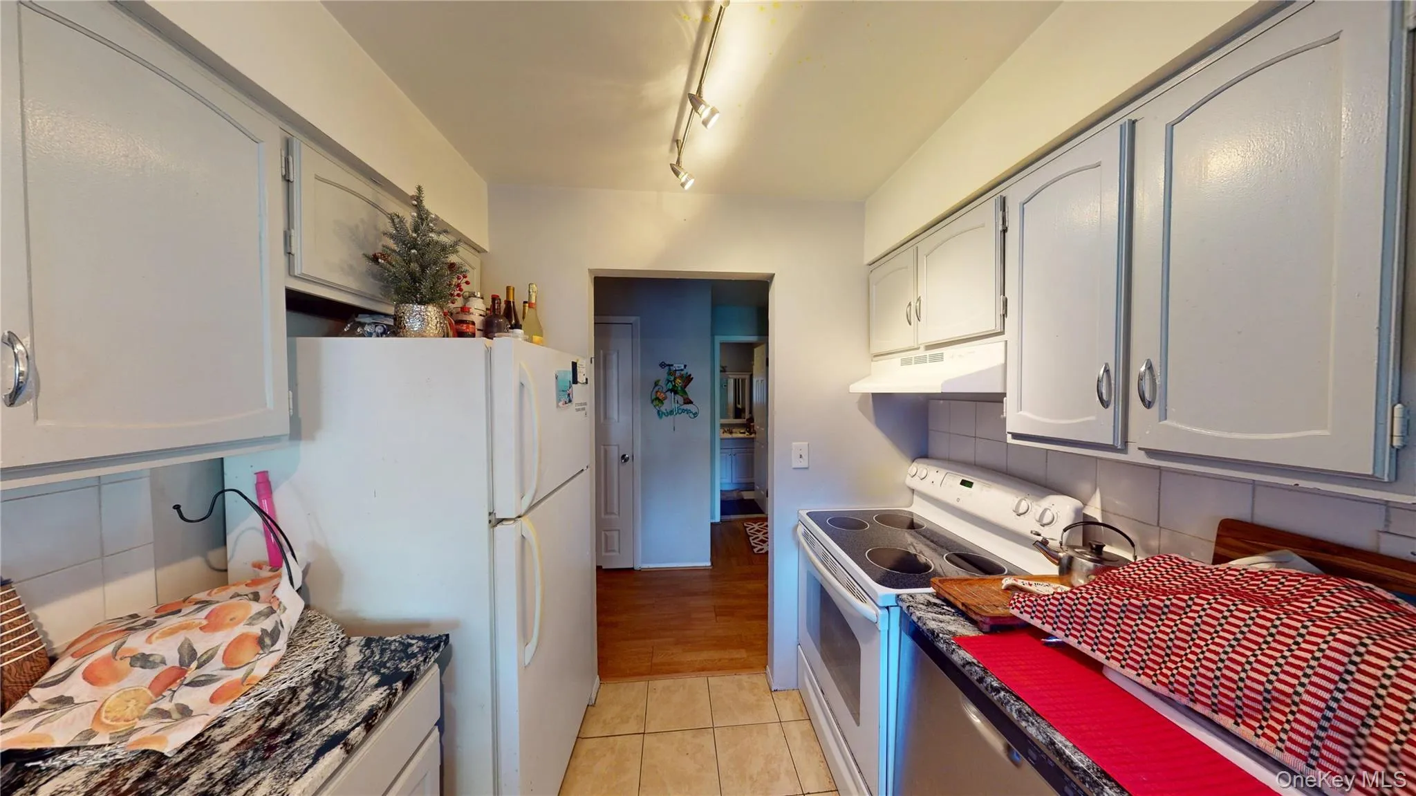 198 Sierra Vista Lane, Clarkstown, NY, 1 Bedroom Bedrooms, 4 Room Rooms,1 BathroomBathrooms,Residential Lease,For Rent,Sierra Vista,0,1059955 198 Sierra Vista Lane, Clarkstown, NY, 1 Bedroom Bedrooms, 4 Room Rooms,1 BathroomBathrooms,Residential Lease,For Rent,Sierra Vista,0,1059955
