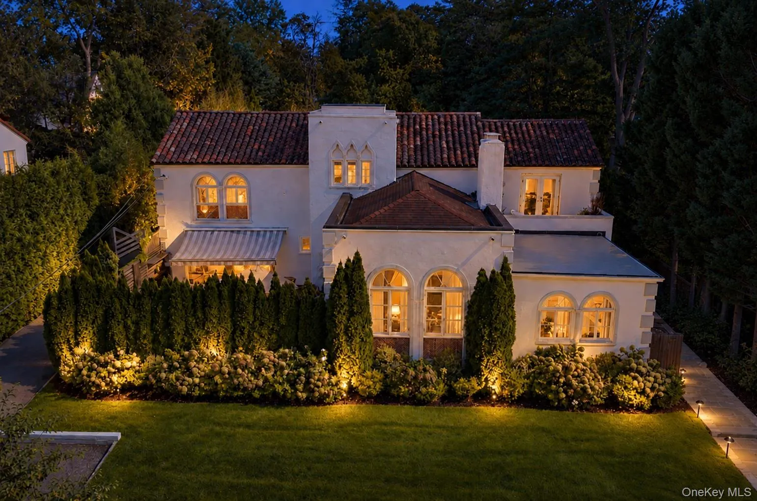 20 Shawnee Road, Scarsdale, NY, 4 Bedrooms Bedrooms, 10 Rooms Rooms,4 BathroomsBathrooms,Residential,For Rent,Shawnee,0,1059963 20 Shawnee Road, Scarsdale, NY, 4 Bedrooms Bedrooms, 10 Rooms Rooms,4 BathroomsBathrooms,Residential,For Rent,Shawnee,0,1059963