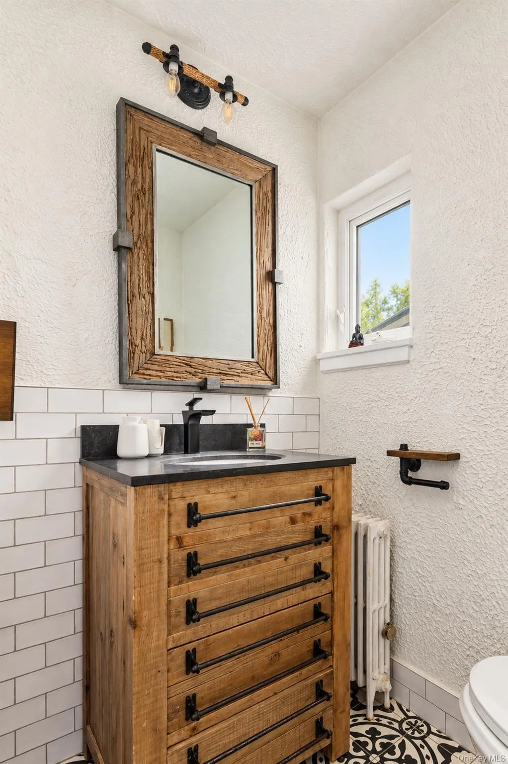 Powder Room Powder Room