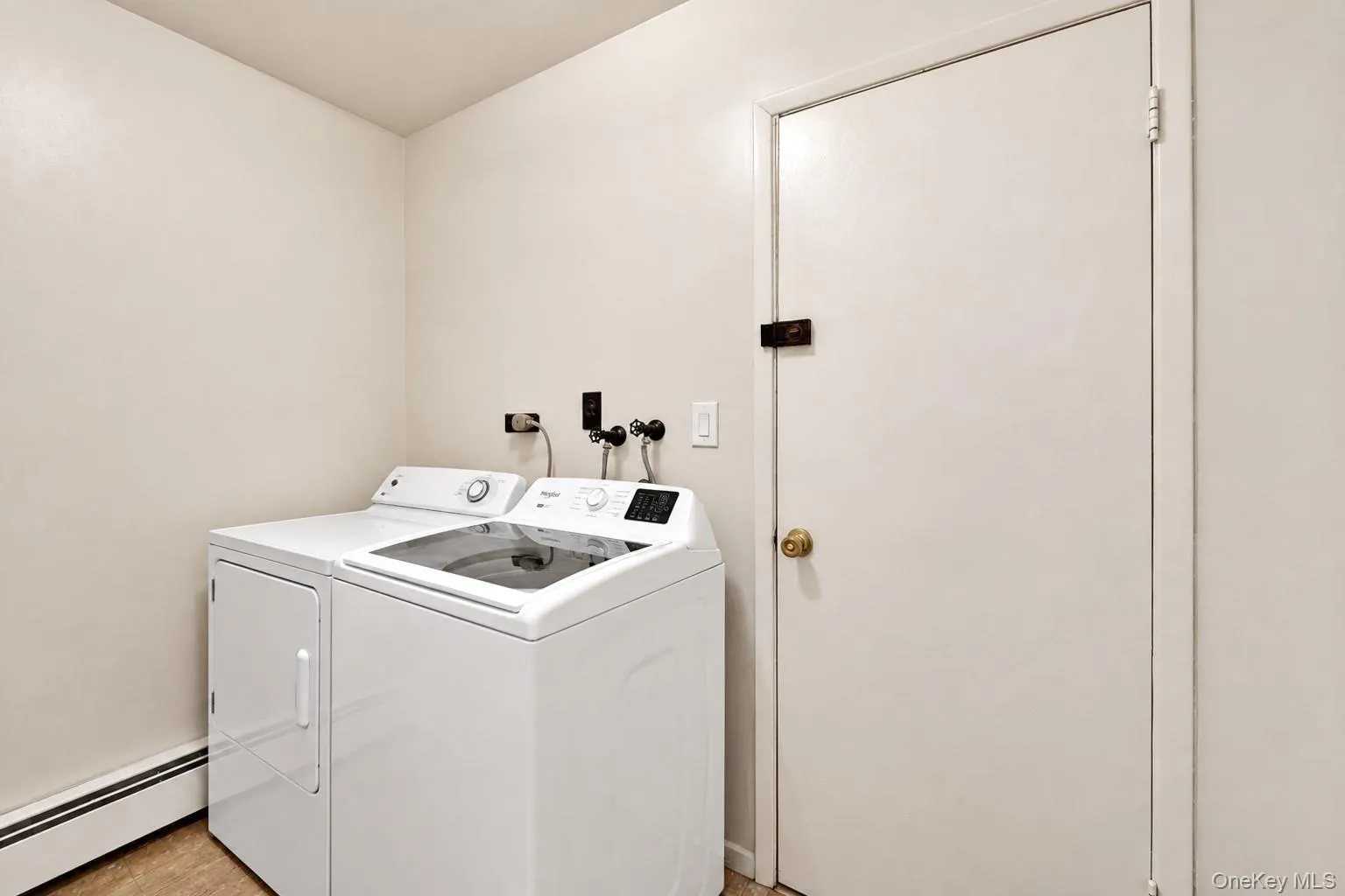 1012 Old Medford Avenue, Brookhaven, NY, 4 Bedrooms Bedrooms, 10 Rooms Rooms,2 BathroomsBathrooms,Residential,For Rent,Old Medford,0,1059967 1012 Old Medford Avenue, Brookhaven, NY, 4 Bedrooms Bedrooms, 10 Rooms Rooms,2 BathroomsBathrooms,Residential,For Rent,Old Medford,0,1059967
