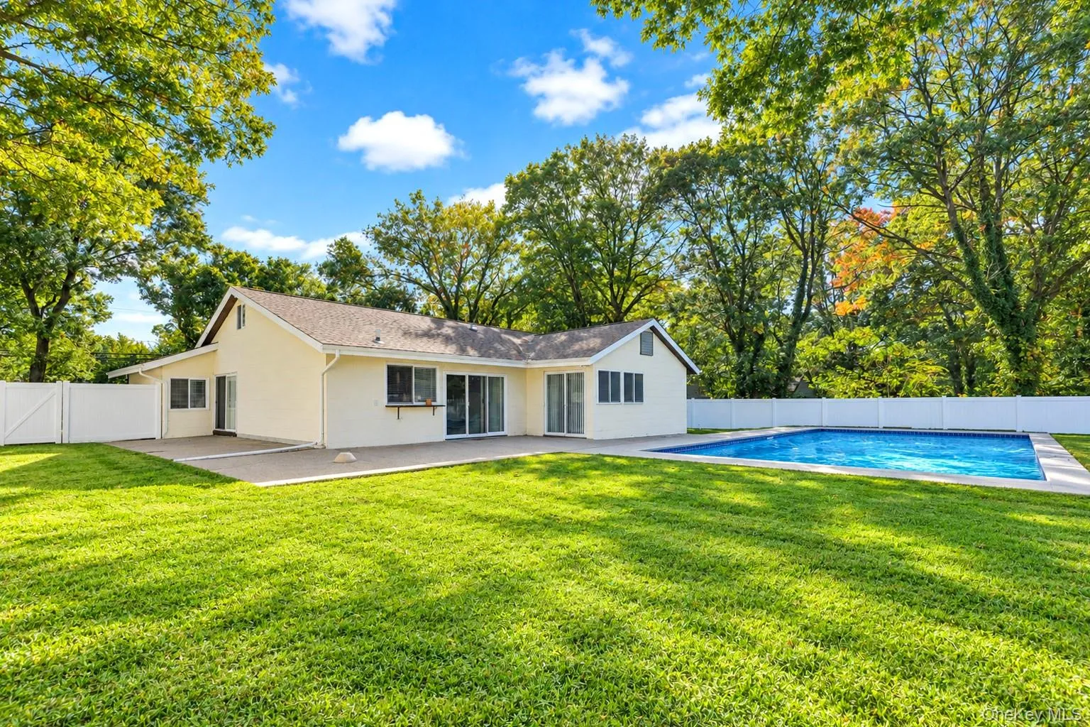 1012 Old Medford Avenue, Brookhaven, NY, 4 Bedrooms Bedrooms, 10 Rooms Rooms,2 BathroomsBathrooms,Residential,For Rent,Old Medford,0,1059967 1012 Old Medford Avenue, Brookhaven, NY, 4 Bedrooms Bedrooms, 10 Rooms Rooms,2 BathroomsBathrooms,Residential,For Rent,Old Medford,0,1059967