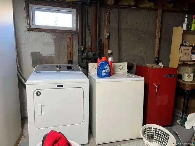 226 Estelle Avenue, Islip, NY, 3 Bedrooms Bedrooms, 5 Rooms Rooms,1 BathroomBathrooms,Residential,For Rent,Estelle,0,1059971 226 Estelle Avenue, Islip, NY, 3 Bedrooms Bedrooms, 5 Rooms Rooms,1 BathroomBathrooms,Residential,For Rent,Estelle,0,1059971