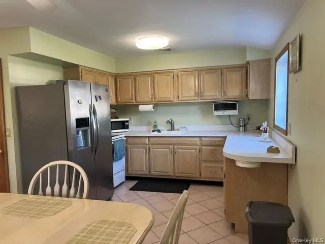 226 Estelle Avenue, Islip, NY, 3 Bedrooms Bedrooms, 5 Rooms Rooms,1 BathroomBathrooms,Residential,For Rent,Estelle,0,1059971 226 Estelle Avenue, Islip, NY, 3 Bedrooms Bedrooms, 5 Rooms Rooms,1 BathroomBathrooms,Residential,For Rent,Estelle,0,1059971