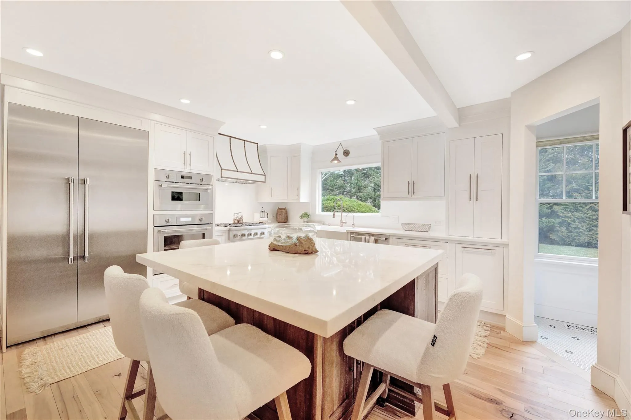 198 South Country Road, Southampton, NY, 4 Bedroom Bedrooms, 9 Room Rooms,4 BathroomBathrooms,Residential Lease,For Rent,South Country,0,1059981 198 South Country Road, Southampton, NY, 4 Bedroom Bedrooms, 9 Room Rooms,4 BathroomBathrooms,Residential Lease,For Rent,South Country,0,1059981