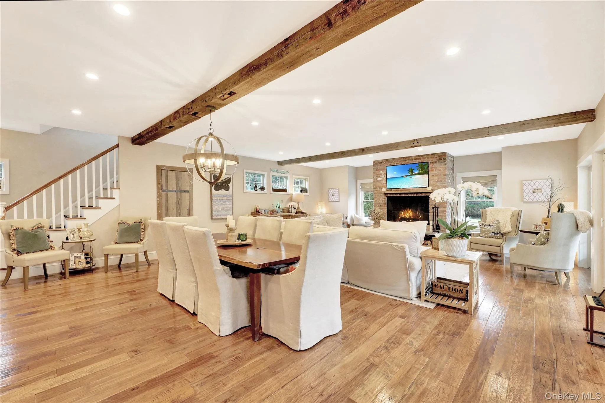 198 South Country Road, Southampton, NY, 4 Bedroom Bedrooms, 9 Room Rooms,4 BathroomBathrooms,Residential Lease,For Rent,South Country,0,1059981 198 South Country Road, Southampton, NY, 4 Bedroom Bedrooms, 9 Room Rooms,4 BathroomBathrooms,Residential Lease,For Rent,South Country,0,1059981