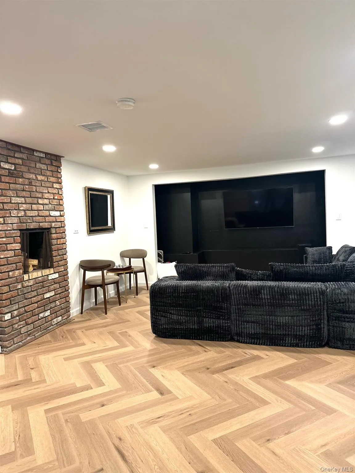10 Moonedge Road, Huntington, NY, 4 Bedrooms Bedrooms, 9 Rooms Rooms,3 BathroomsBathrooms,Residential,For Rent,Moonedge,0,1059986 10 Moonedge Road, Huntington, NY, 4 Bedrooms Bedrooms, 9 Rooms Rooms,3 BathroomsBathrooms,Residential,For Rent,Moonedge,0,1059986