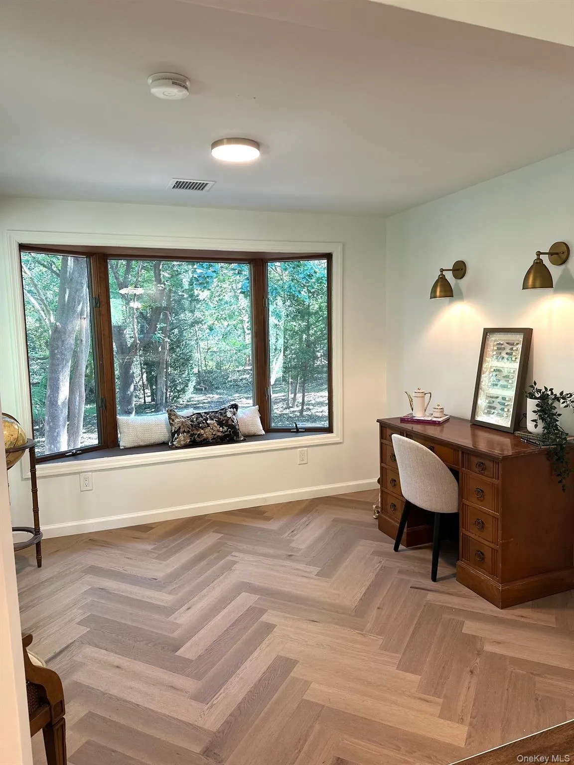 10 Moonedge Road, Huntington, NY, 4 Bedrooms Bedrooms, 9 Rooms Rooms,3 BathroomsBathrooms,Residential,For Rent,Moonedge,0,1059986 10 Moonedge Road, Huntington, NY, 4 Bedrooms Bedrooms, 9 Rooms Rooms,3 BathroomsBathrooms,Residential,For Rent,Moonedge,0,1059986